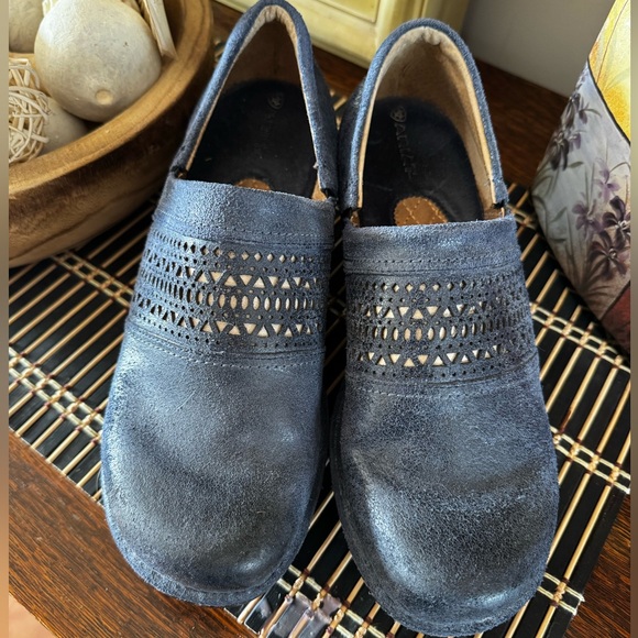 Ariat Shoes - Ariat Navy Leather Slip-On clogs 10